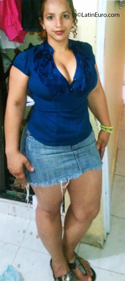 Date this charming Dominican Republic girl Ana from Santiago DO25638