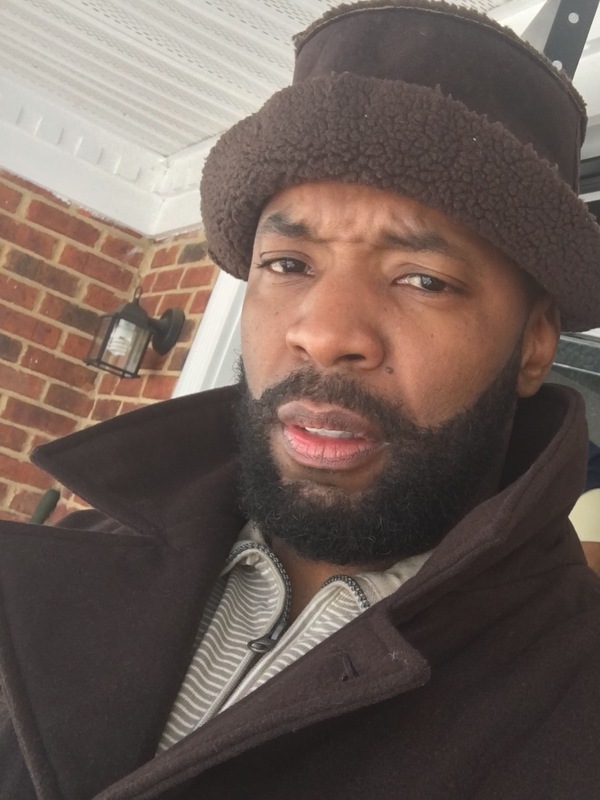 Date this happy United States man Hassan from Washington US17458