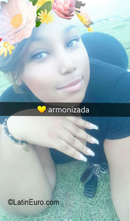 Date this fun Dominican Republic girl Leah from Santo Domingo DO26348