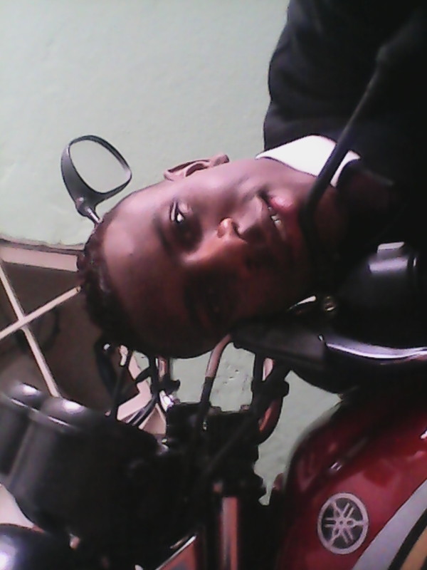 Date this voluptuous Colombia man Lex from Bogot&aacute; CO19407