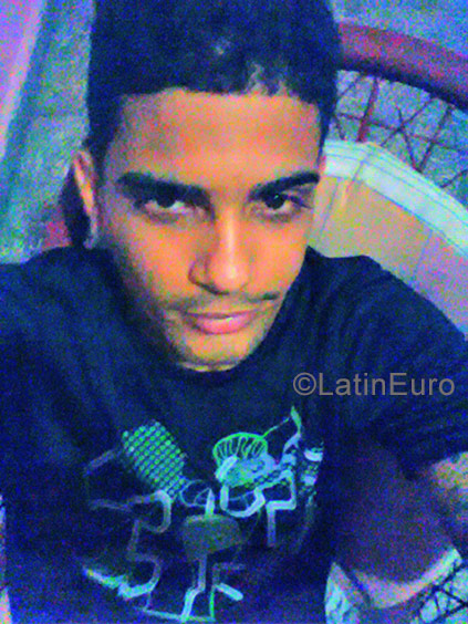 Date this attractive Dominican Republic man Brian from San Pedro de Macoris DO26843