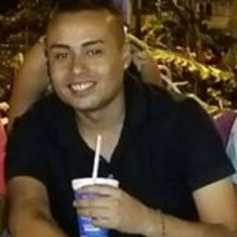 Date this attractive Colombia man Diego cano from Medellin CO19943