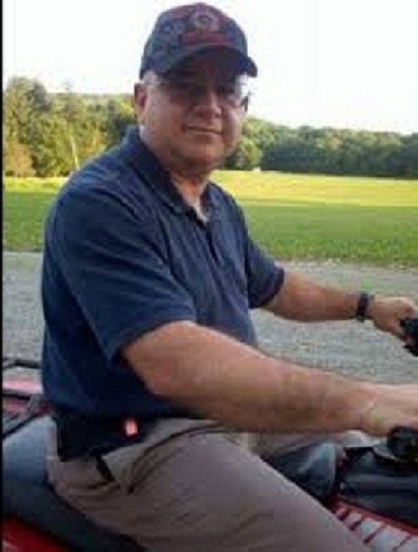 Date this foxy United States man Alexwalkers from Agawam US17795