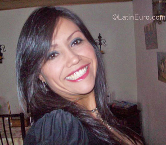Date this tall Colombia girl Diana from Bogotá CO30612