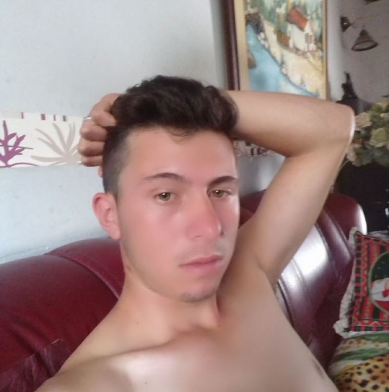 Date this athletic Colombia man Andres salazar from Bello CO20179