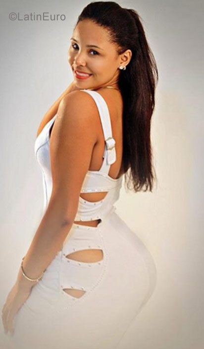 Date this charming Dominican Republic girl Roselysb from Santo Domingo este DO38545