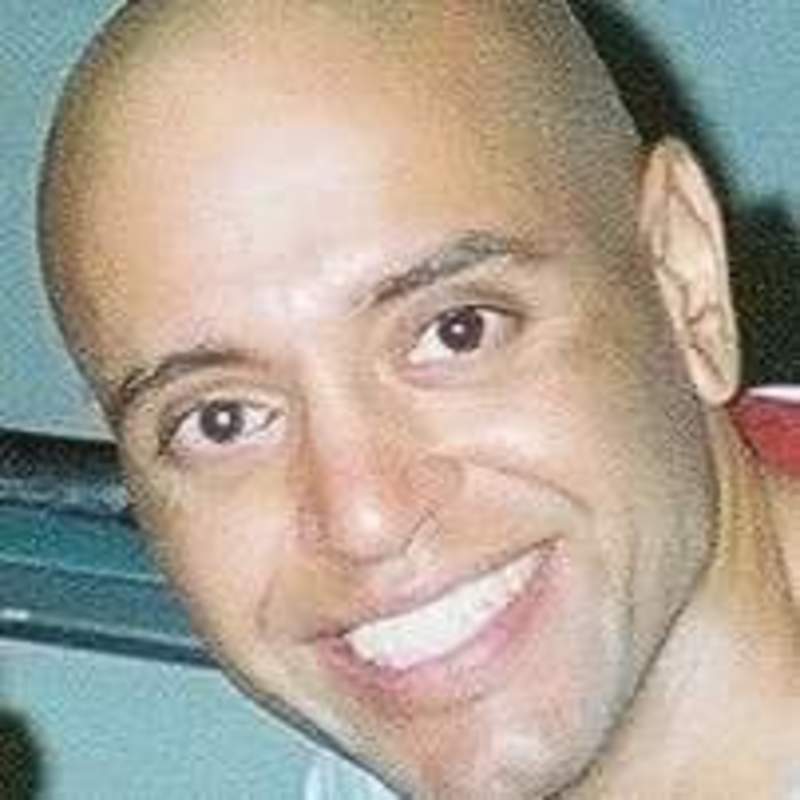 Date this nice looking United States man Philip from Los Angeles US18204