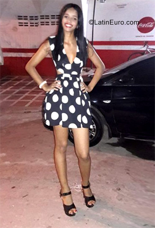 Date this passionate Colombia girl Kelly from Barranquilla CO23314