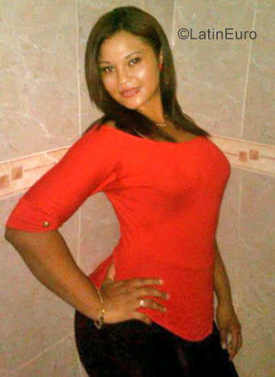 Date this foxy Dominican Republic girl Jomary from Higuey DO29602