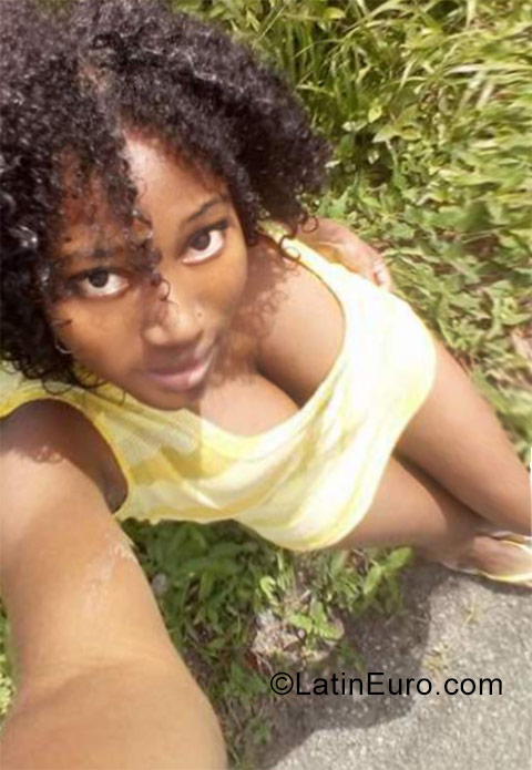 Date this fun Trinidad and Tobago girl Lisa from Port Of Spain TT87
