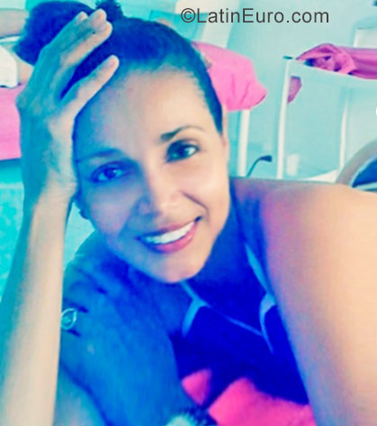 Date this sultry Colombia girl Carolina from La Dorada CO26787
