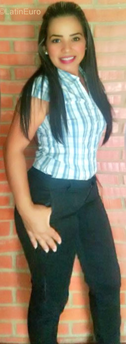 Date this sultry Venezuela girl Lily from Lara VE1967
