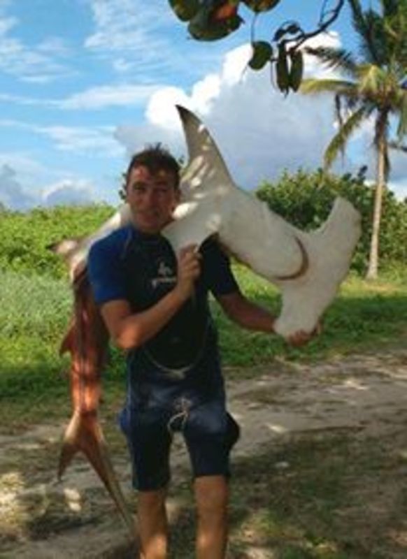 Date this tall Cuba man Alexei from Matanzas CU104