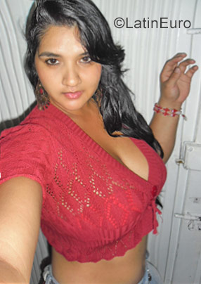 Date this hot Colombia girl Angelandica from Palmira CO22352