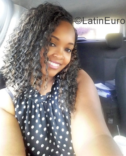 Date this gorgeous Jamaica girl Dee from Kingston JM2710