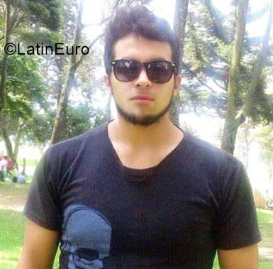 Date this cute Colombia man Alejandro from Bogota CO22565