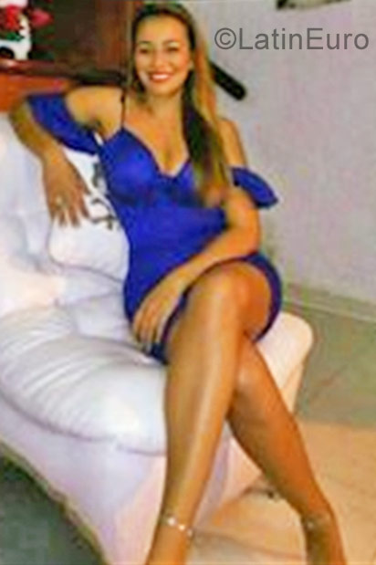 Date this funny Colombia girl Leidy from Bucaramanga CO22593