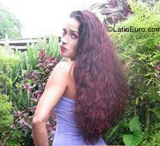 Date this beautiful Cuba girl Danya from Las Tunas CU145