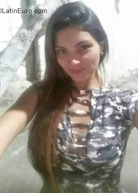 Date this fun Venezuela girl Ana from Maracay VE1117