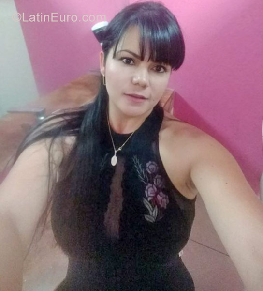 Date this hot Colombia girl Ange from Medellin CO22986