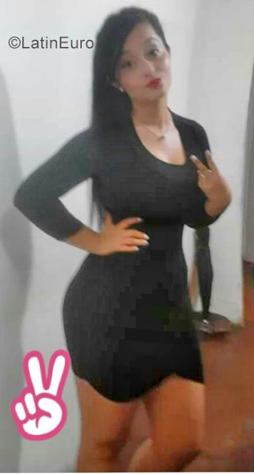 Date this fun Colombia girl Vanessa from Ibaque CO23256