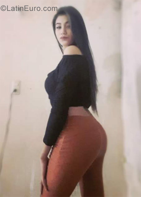 Date this stunning Mexico girl Lizeth Arely from Monterrey MX1551
