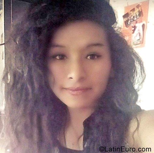 Date this voluptuous Peru girl Nilda from Lima PE1227