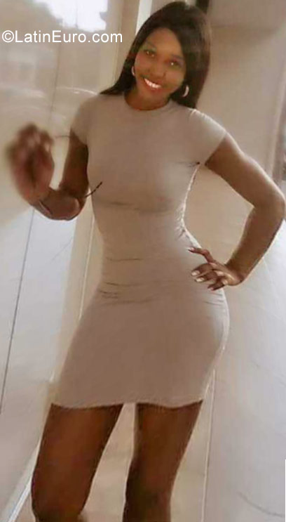 Date this sultry Dominican Republic girl Katia from Puerto Plata DO31716