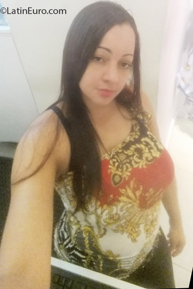 Date this hot Dominican Republic girl Romer from Santo Domingo DO31958