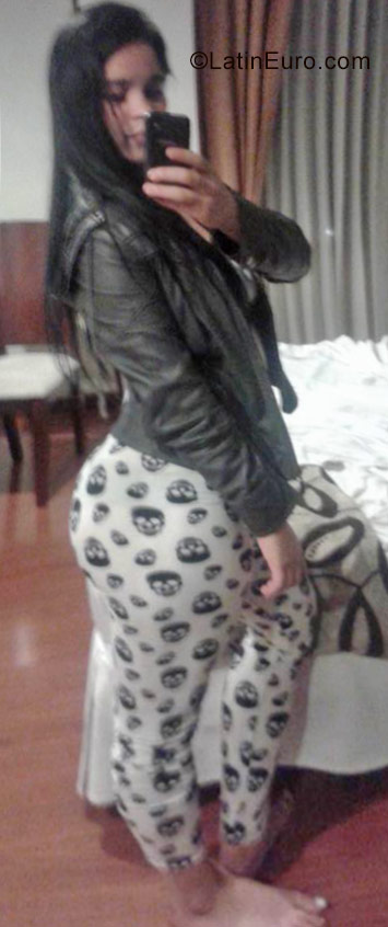 Date this cute Colombia girl Katerin from Medellin CO23620
