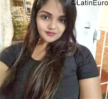 Date this good-looking Colombia girl Yuri from Barranquilla CO23653
