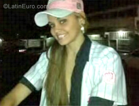 Date this cute Venezuela girl Paty from Bolivar VE1486
