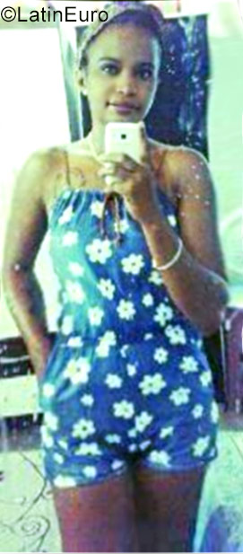 Date this foxy Brazil girl Polliana from Joao Pessoa BR10508