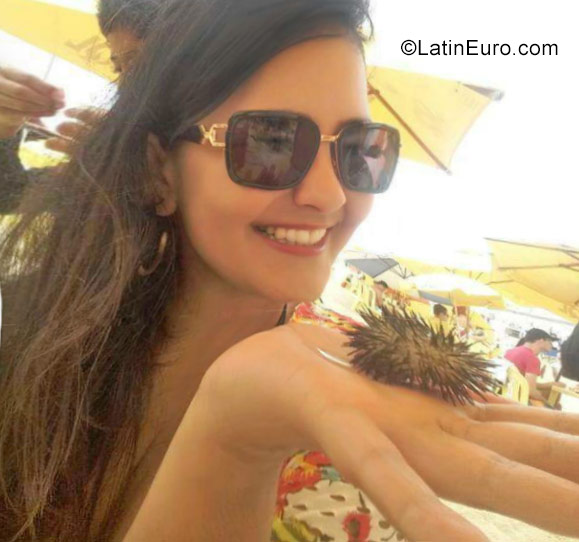 Date this hot Brazil girl Marcela from Maceio BR10516