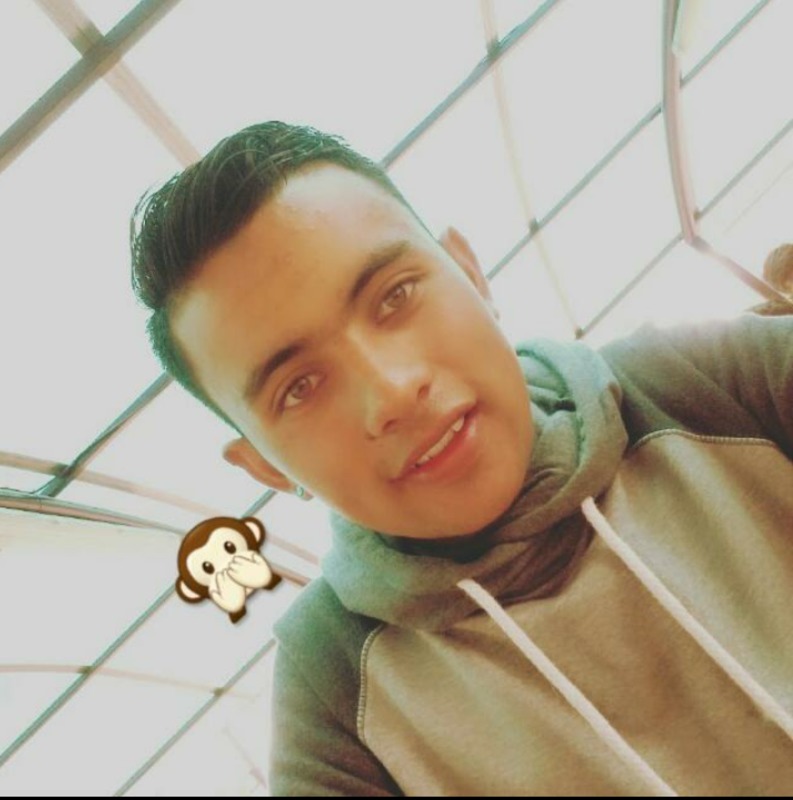 Date this hard body Colombia man Dario from colombia CO23703