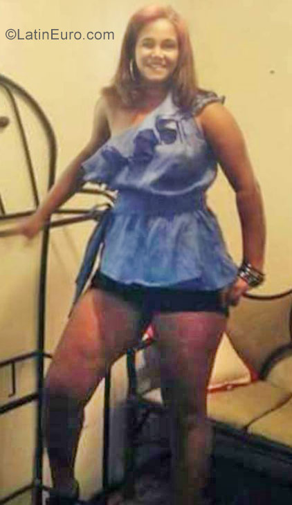 Date this lovely Dominican Republic girl Briney from Santiago DO32140
