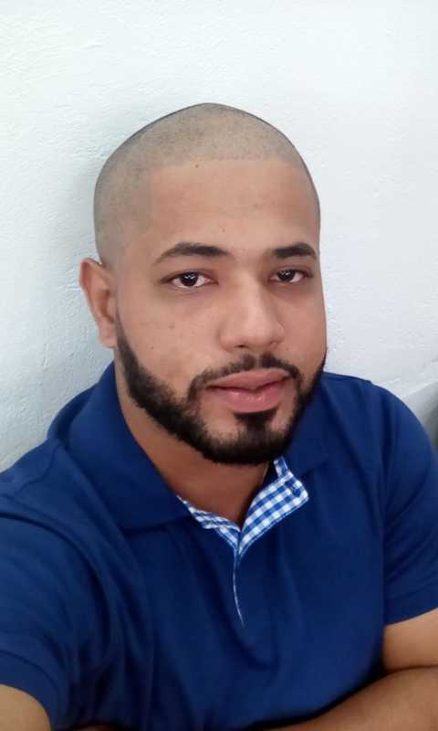 Date this delightful Dominican Republic man Elvis from Santiago DO32170