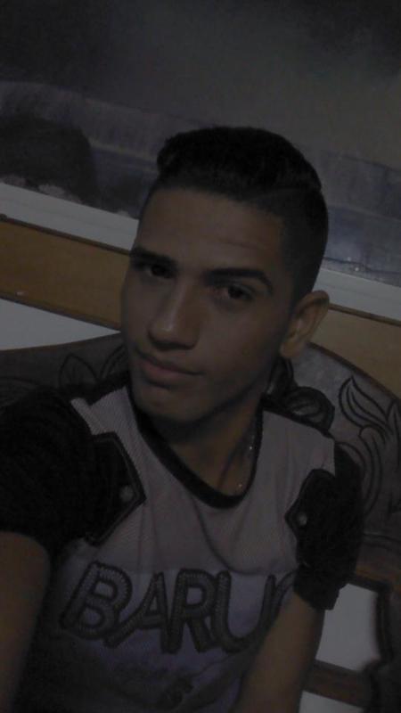 Date this sensual Venezuela man Yilber16 from Maturin VE1580