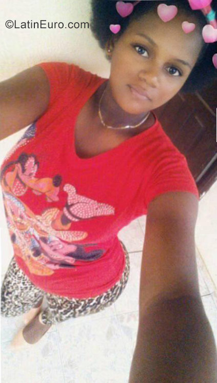 Date this tall Dominican Republic girl Yocasta01 from San Pedro De Macoris DO32296