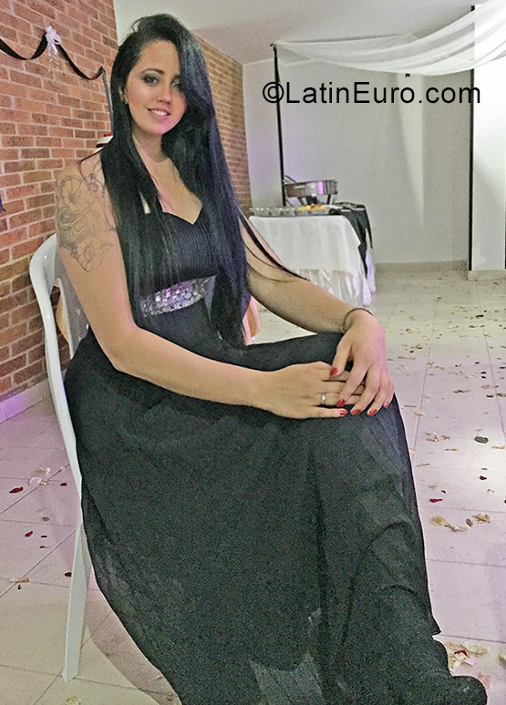 Date this pretty Colombia girl Erica from Bogota CO29091