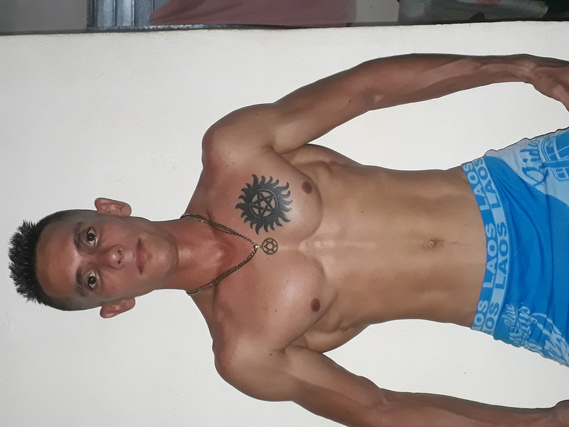 Date this gorgeous Cuba man Yosmany from Isla De La Juventud CU300