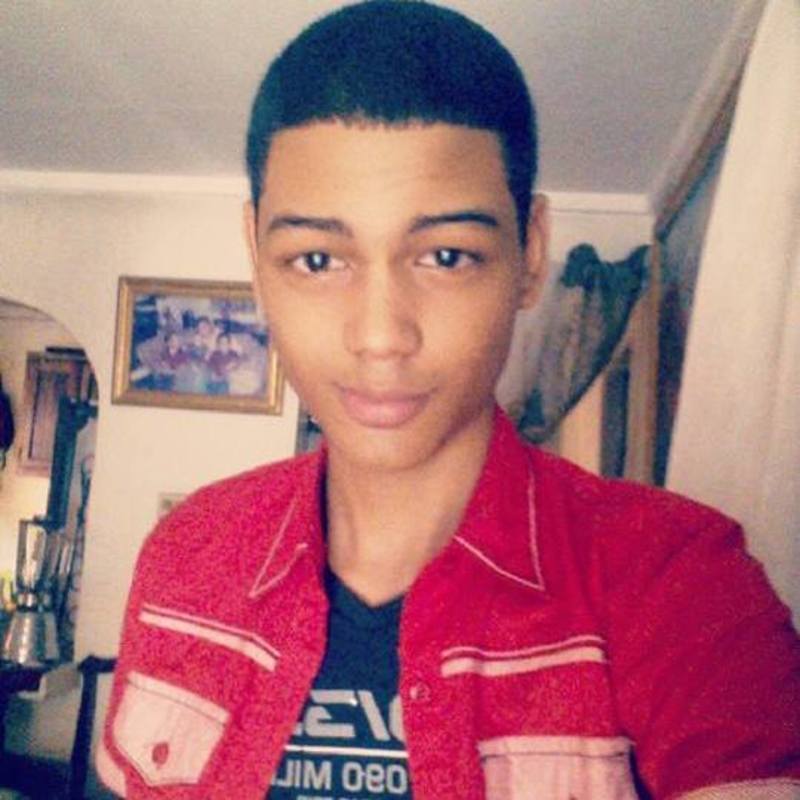 Date this athletic Dominican Republic man Emmanuel from Santo Domingo DO32535