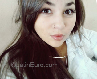 Date this foxy Dominican Republic girl Tracy from santo DO32548