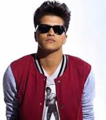 Date this lovely Dominican Republic man Ezequiel nova from Santo Domingo DO32549