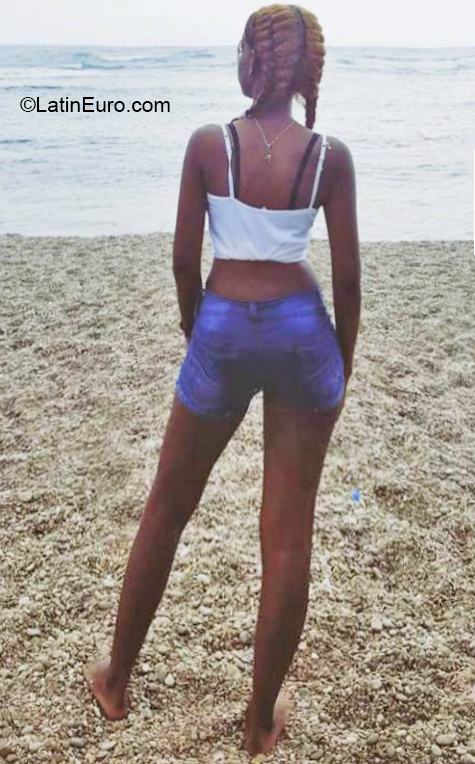 Date this tall Dominican Republic girl Micole from San Juan DO32574