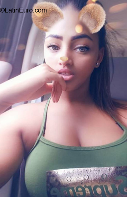 Date this cute Dominican Republic girl Sheyla from Dajabon DO32634