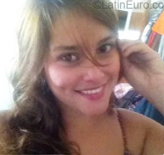 Date this delightful Colombia girl Noella from Bogota CO24001