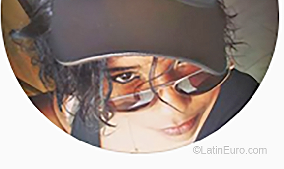 Date this attractive Dominican Republic girl Giselle from Santo Domingo DO32736