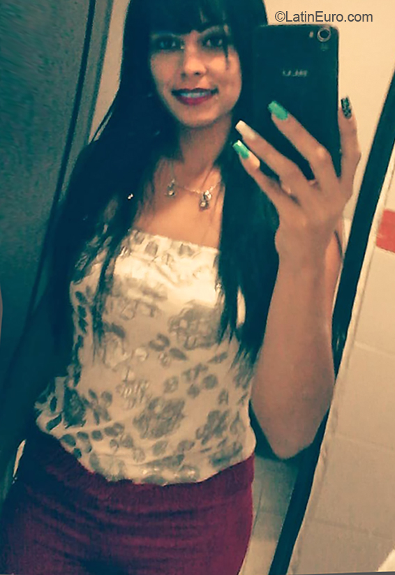 Date this delightful Venezuela girl Greisi from Acarigua VE1881