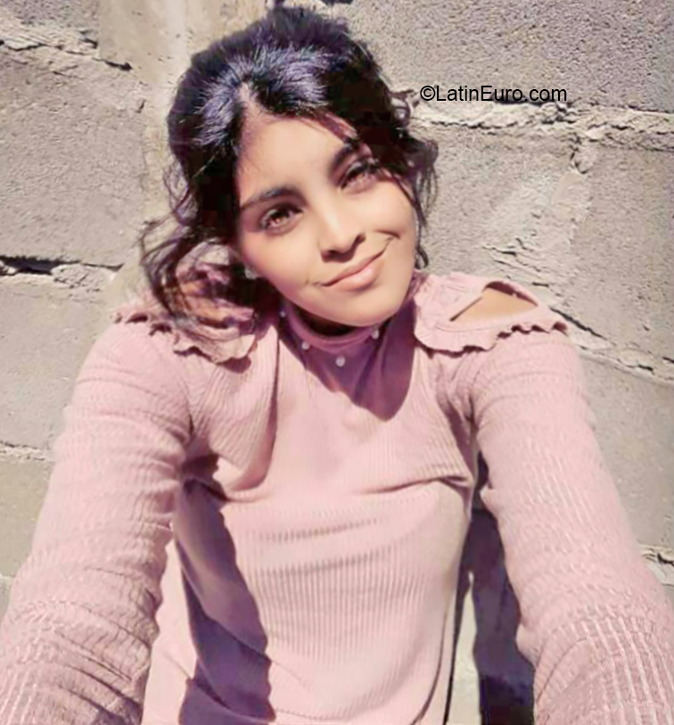 Date this tall Argentina girl Rocio from Maria Grande AR139
